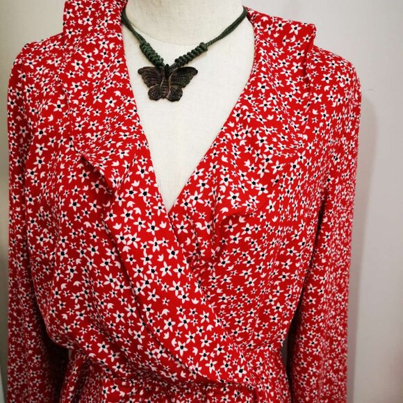 Dynamite Bright Red Floral Ruffle Wrap Long Sleeve Dress(M) - Picture 5 of 10